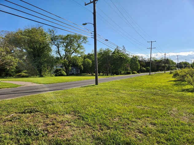 View facing southwest.