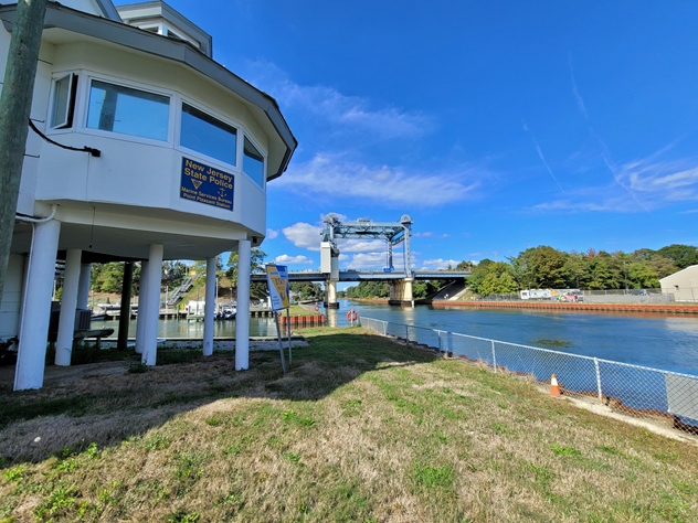 View facing northwest.