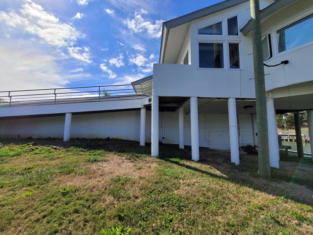 View facing southwest.