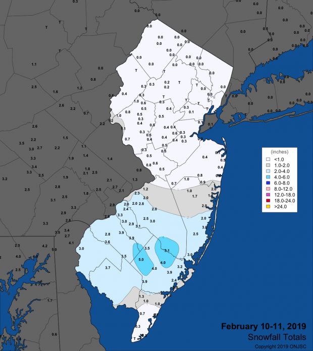 Figure 1. Snowfall from late on the February 10th to the morning of the 11th. Observations are from CoCoRaHS stations, NWS Coop, and NWS spotter reports. Snowfall map for February 10th-11th