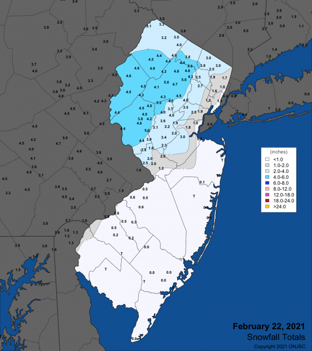 Figure 11. Snowfall during the daytime hours of February 22nd. Observations are from CoCoRaHS, NWS Cooperative Observer, and NWS Spotter reports. Snowfall map from the February 22nd winter storm